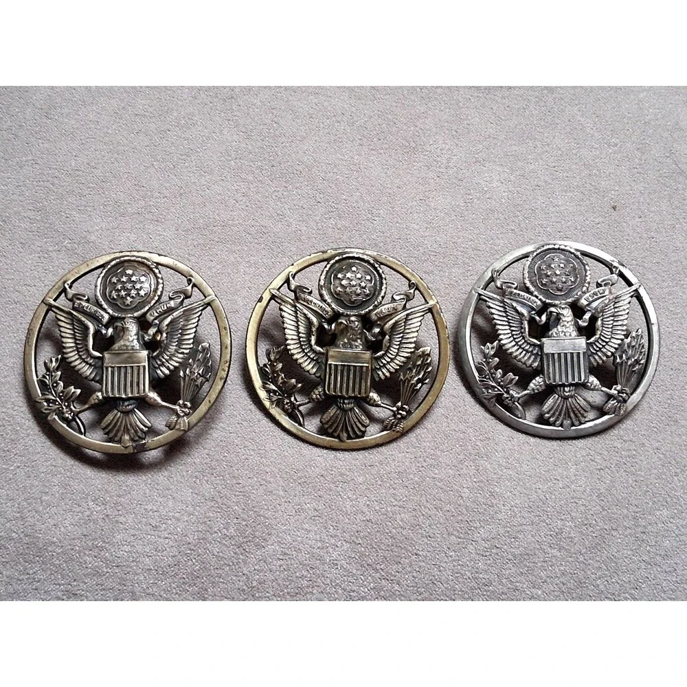 Vintage US Great Seal Eagle Metal Badges Lot Of 3 Round Screwback Emblem USA
